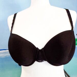 Elegant Cosabella Black Bra 34D